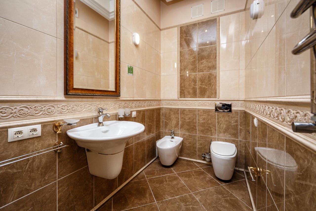 Hostel Suputnyk Lviv Luaran gambar