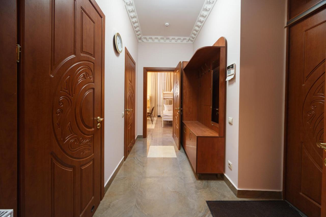 Hostel Suputnyk Lviv Luaran gambar