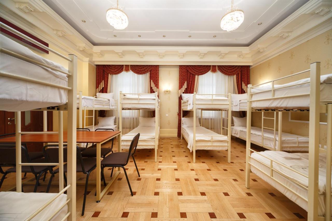 Hostel Suputnyk Lviv Luaran gambar